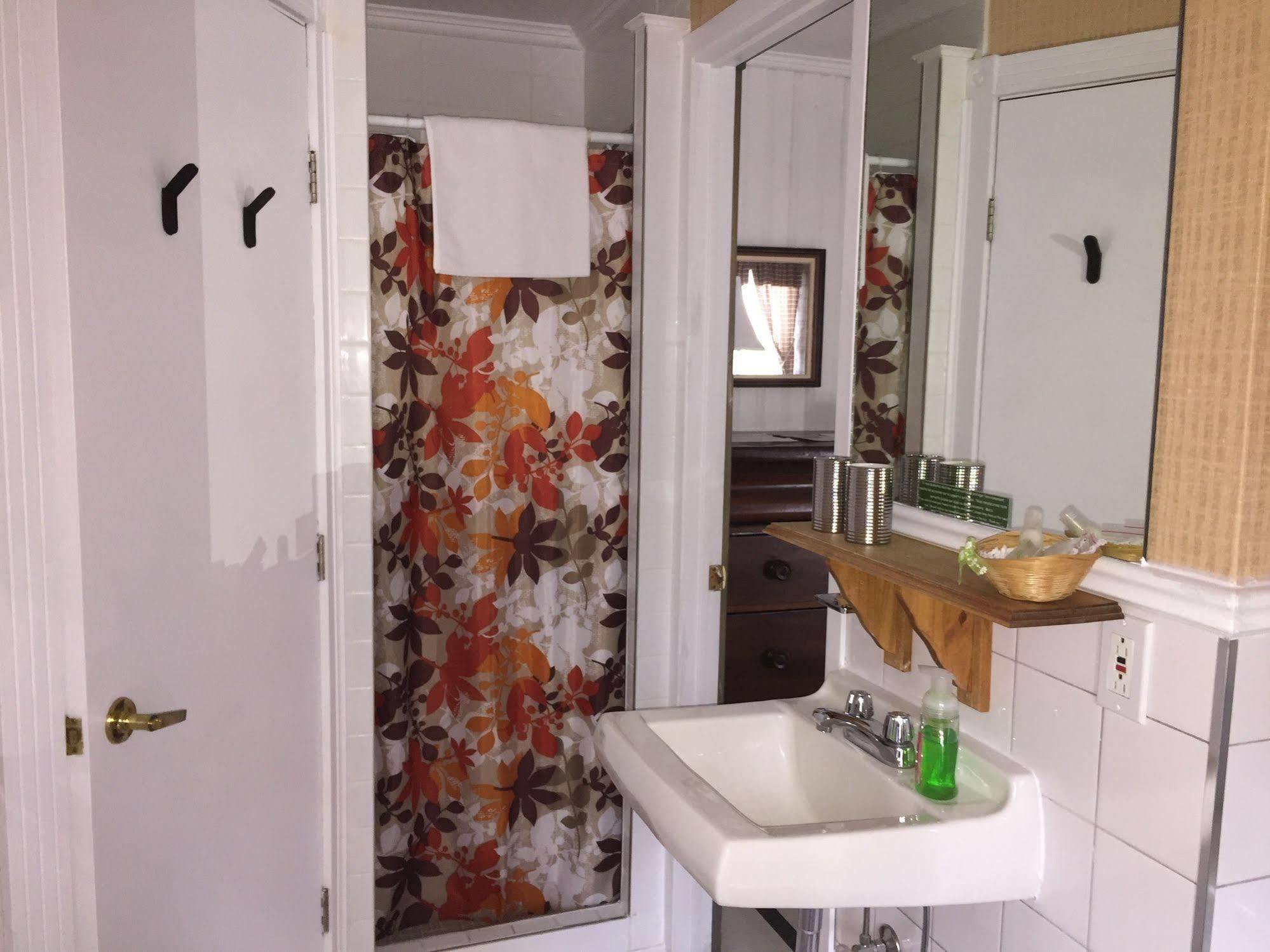 Auberge Petite Plaisance La Malbaie Εξωτερικό φωτογραφία