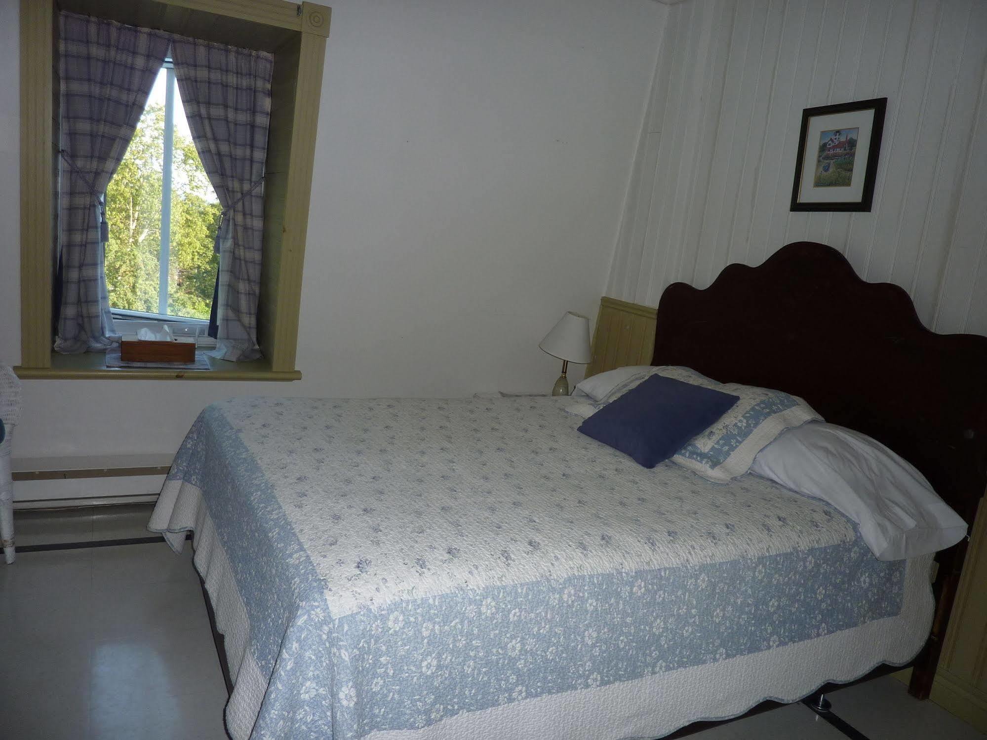 Auberge Petite Plaisance La Malbaie Εξωτερικό φωτογραφία