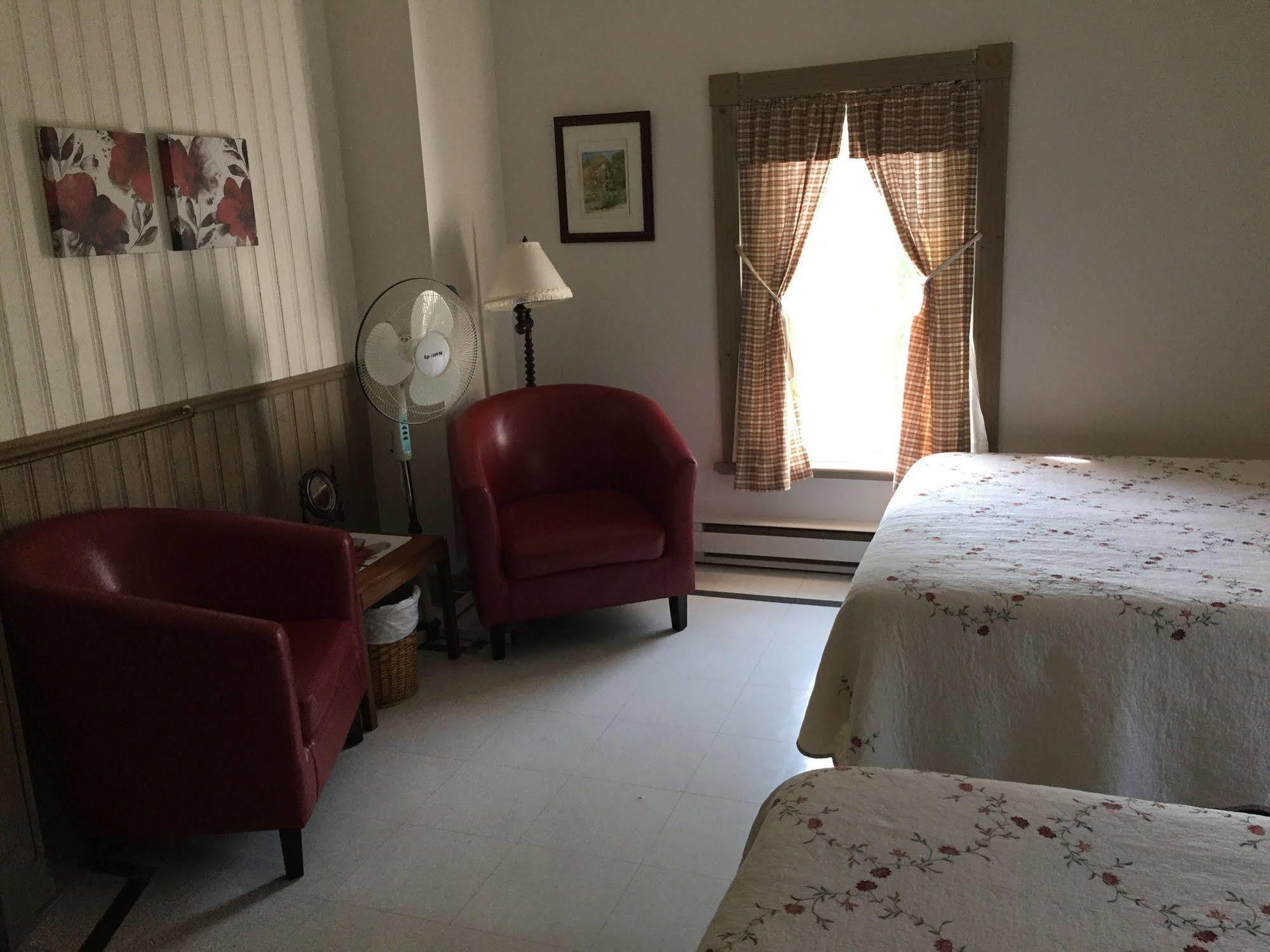 Auberge Petite Plaisance La Malbaie Εξωτερικό φωτογραφία