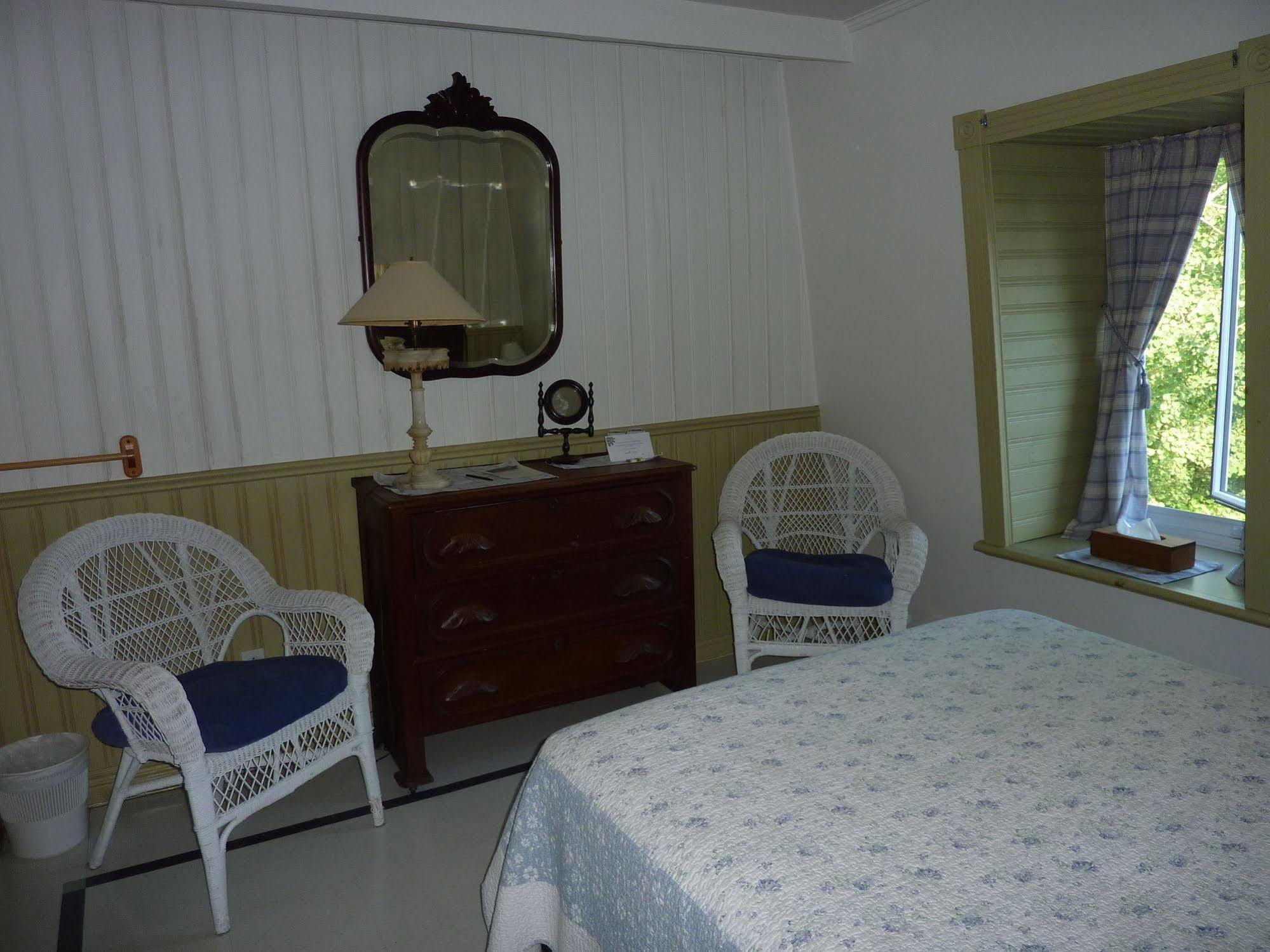 Auberge Petite Plaisance La Malbaie Εξωτερικό φωτογραφία