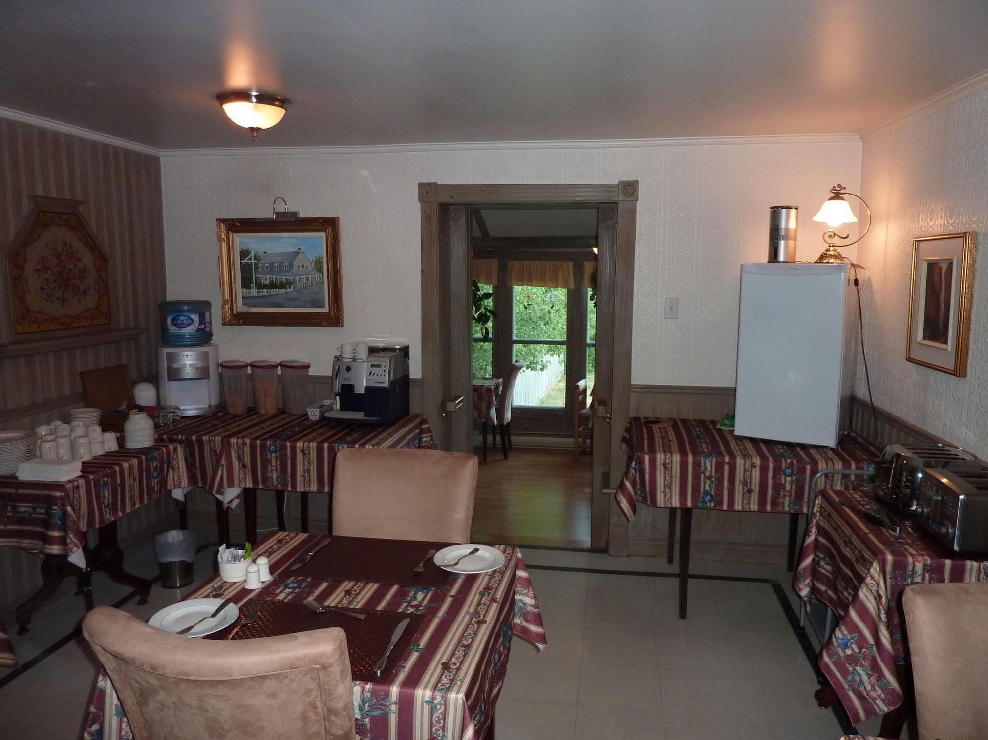 Auberge Petite Plaisance La Malbaie Εξωτερικό φωτογραφία
